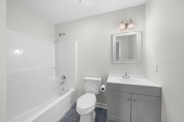 5915 Lynchburg Rd, Winchester, TN 37398