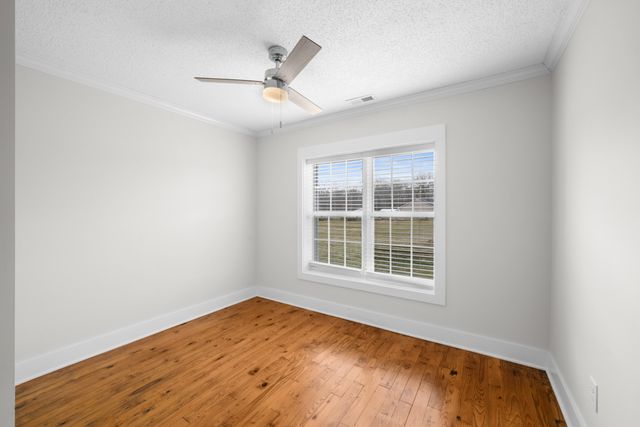 5915 Lynchburg Rd, Winchester, TN 37398