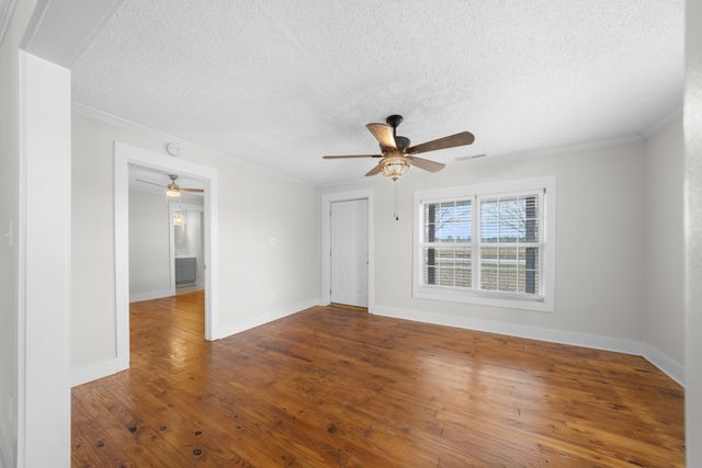 5915 Lynchburg Rd, Winchester, TN 37398