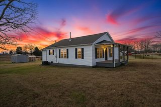 5915 Lynchburg Rd, Winchester, TN 37398