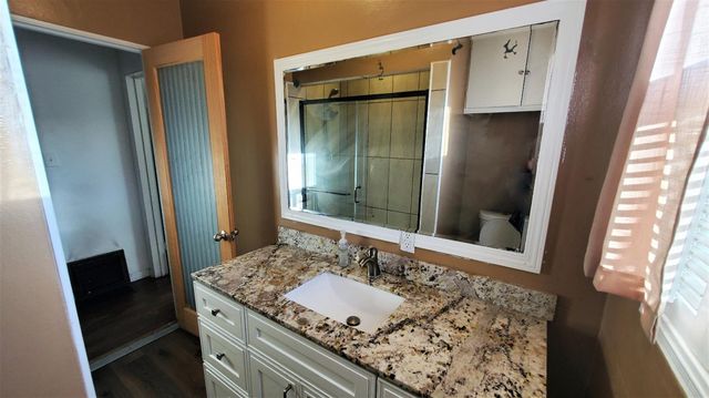 2027 W Acacia St, Stockton, CA 95203