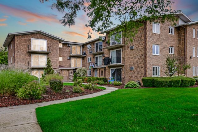 9040 W 140th Street 2B, Orland Park, IL 60462