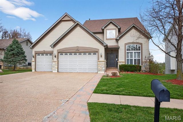 1304 Forest Way, Wentzville, MO 63385