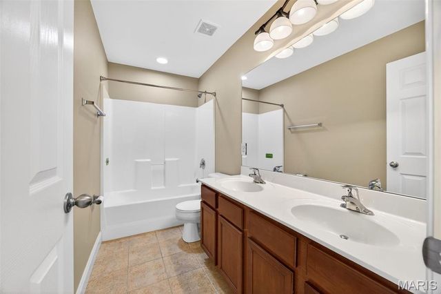 1304 Forest Way, Wentzville, MO 63385