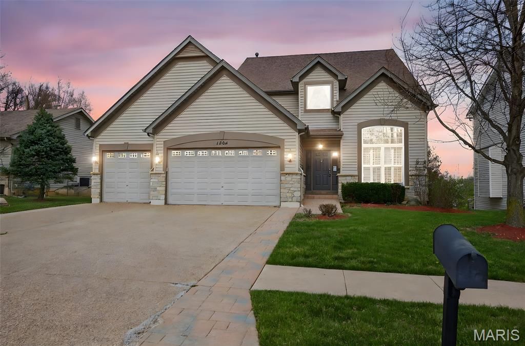 1304 Forest Way, Wentzville, MO 63385