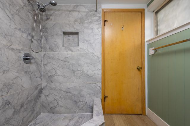 635 W Summit Avenue, Fergus Falls, MN 56537