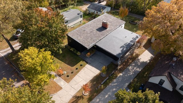 635 W Summit Avenue, Fergus Falls, MN 56537