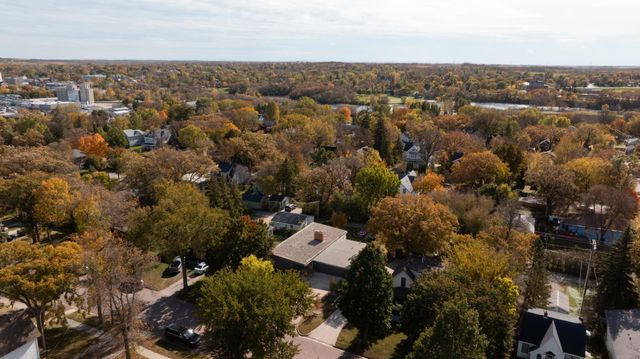 635 W Summit Avenue, Fergus Falls, MN 56537