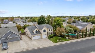 927 W Saffron Street, Hanford, CA 93230