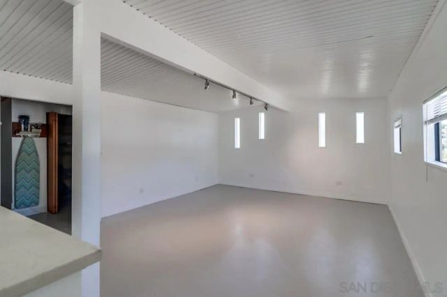 3516 Carleton Street, San Diego, CA 92106