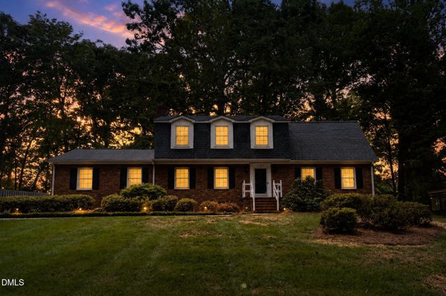 4700 Oakcliffe Road, Greensboro, NC 27406