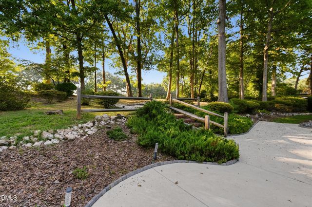 4700 Oakcliffe Road, Greensboro, NC 27406