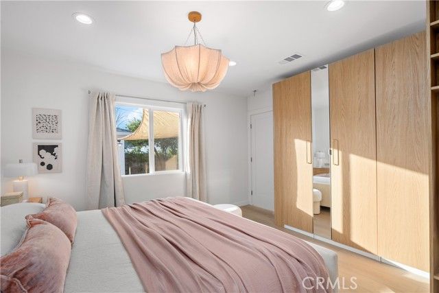 5625 Saint Clair Avenue, Valley Village, CA 91607