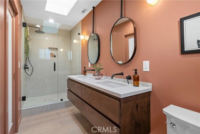 5625 Saint Clair Avenue, Valley Village, CA 91607