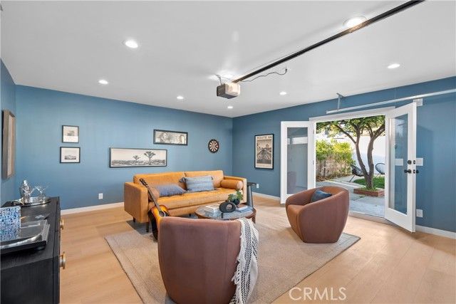 5625 Saint Clair Avenue, Valley Village, CA 91607