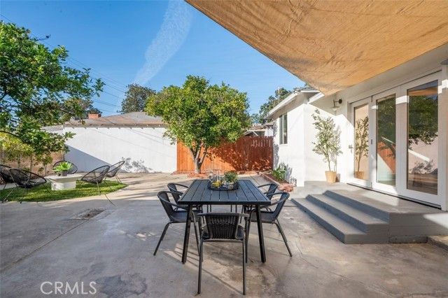 5625 Saint Clair Avenue, Valley Village, CA 91607