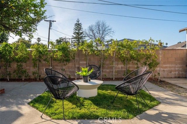 5625 Saint Clair Avenue, Valley Village, CA 91607