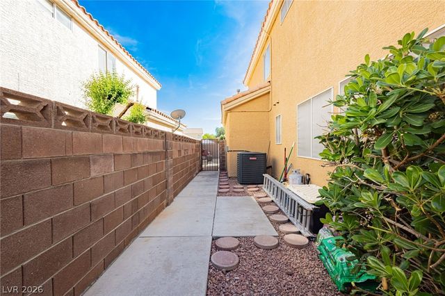 1912 Quartet Drive, North Las Vegas, NV 89032