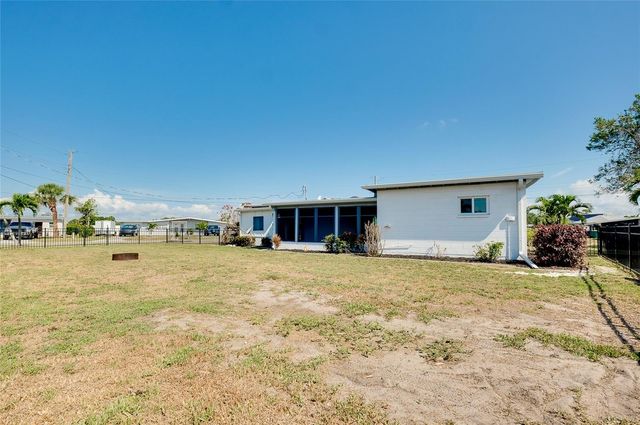 140 POINSETTIA CIRCLE NE, Port Charlotte, FL 33952