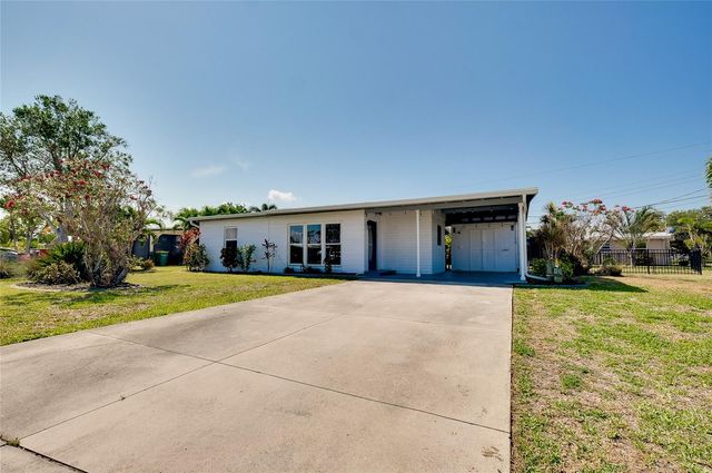 140 POINSETTIA CIRCLE NE, Port Charlotte, FL 33952