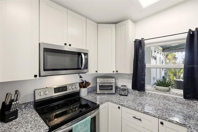 140 POINSETTIA CIRCLE NE, Port Charlotte, FL 33952