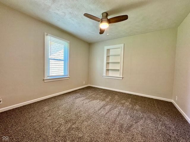 476 N Meridian Street, Scottsburg, IN 47170