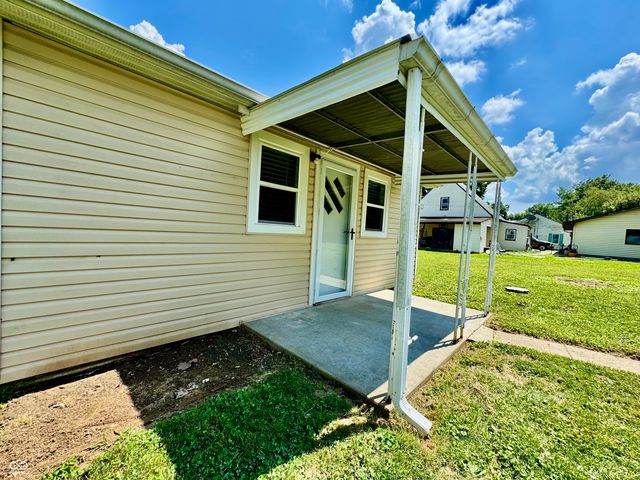 476 N Meridian Street, Scottsburg, IN 47170