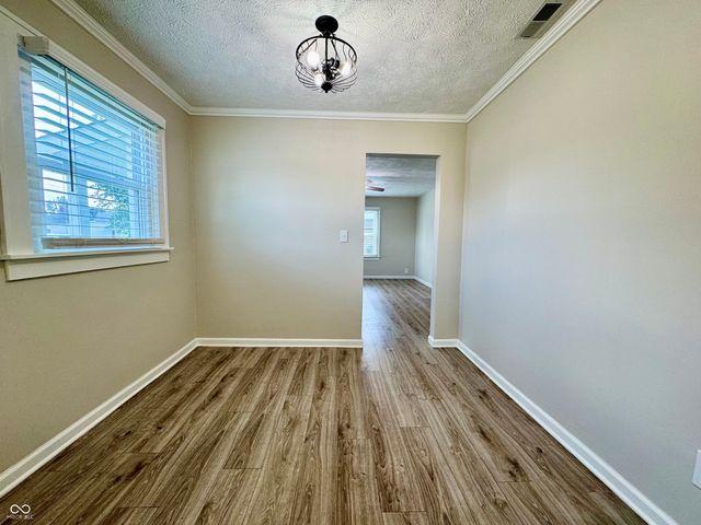 476 N Meridian Street, Scottsburg, IN 47170