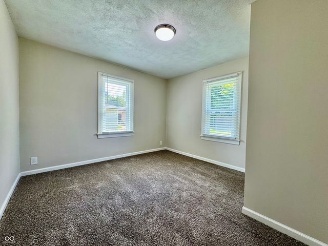 476 N Meridian Street, Scottsburg, IN 47170