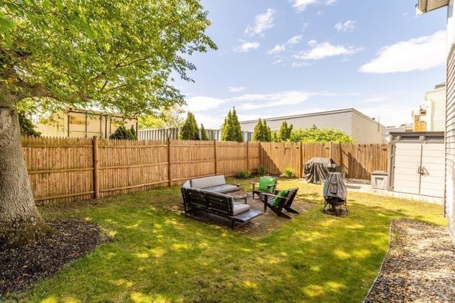 189 Shirley St 1, Winthrop, MA 02152