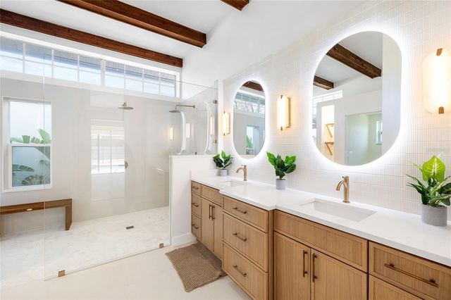 512 CRYSTAL GROVE BOULEVARD, Lutz, FL 33548