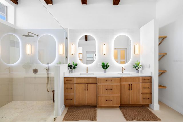 512 CRYSTAL GROVE BOULEVARD, Lutz, FL 33548