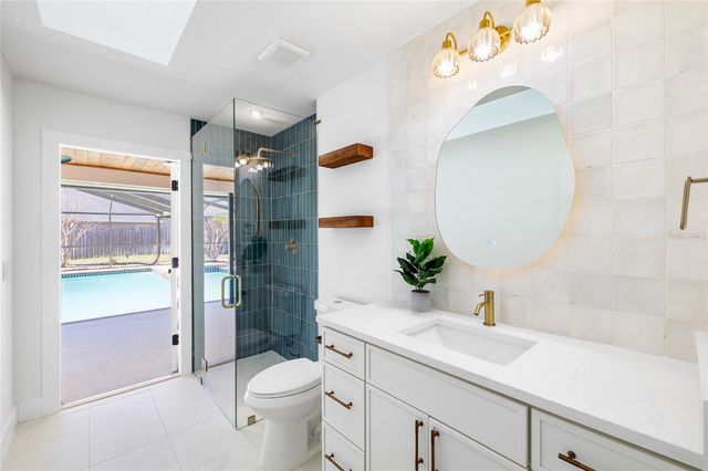 512 CRYSTAL GROVE BOULEVARD, Lutz, FL 33548