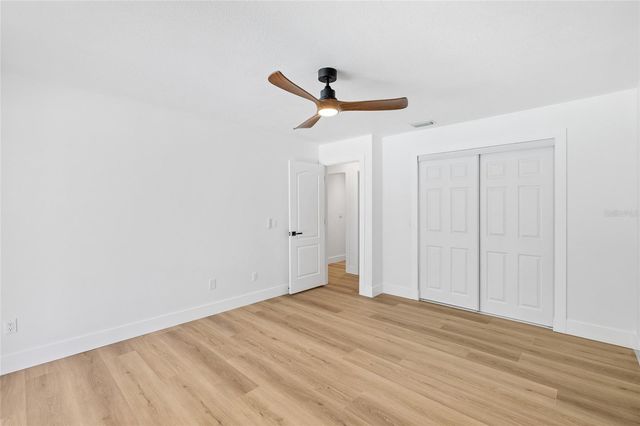 512 CRYSTAL GROVE BOULEVARD, Lutz, FL 33548