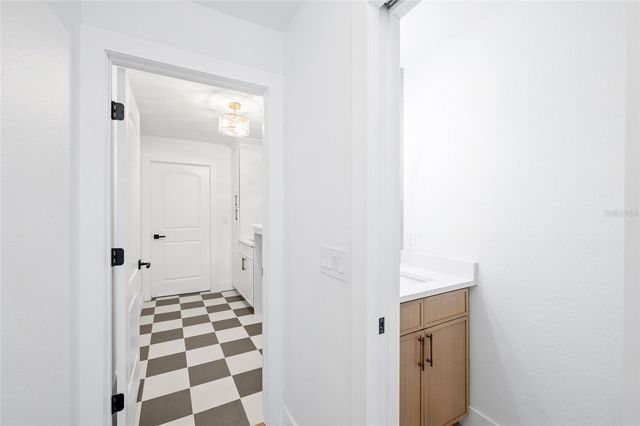 512 CRYSTAL GROVE BOULEVARD, Lutz, FL 33548