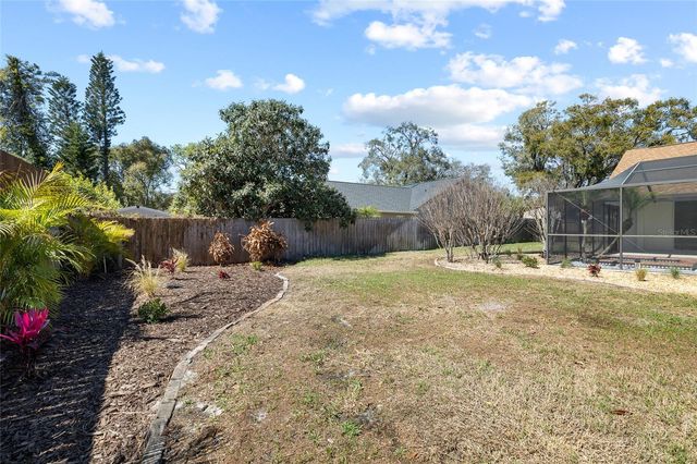 512 CRYSTAL GROVE BOULEVARD, Lutz, FL 33548