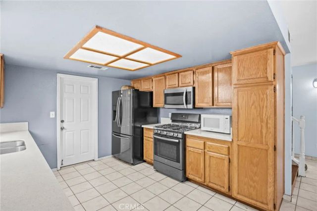 1450 W 9th, Pomona, CA 91766