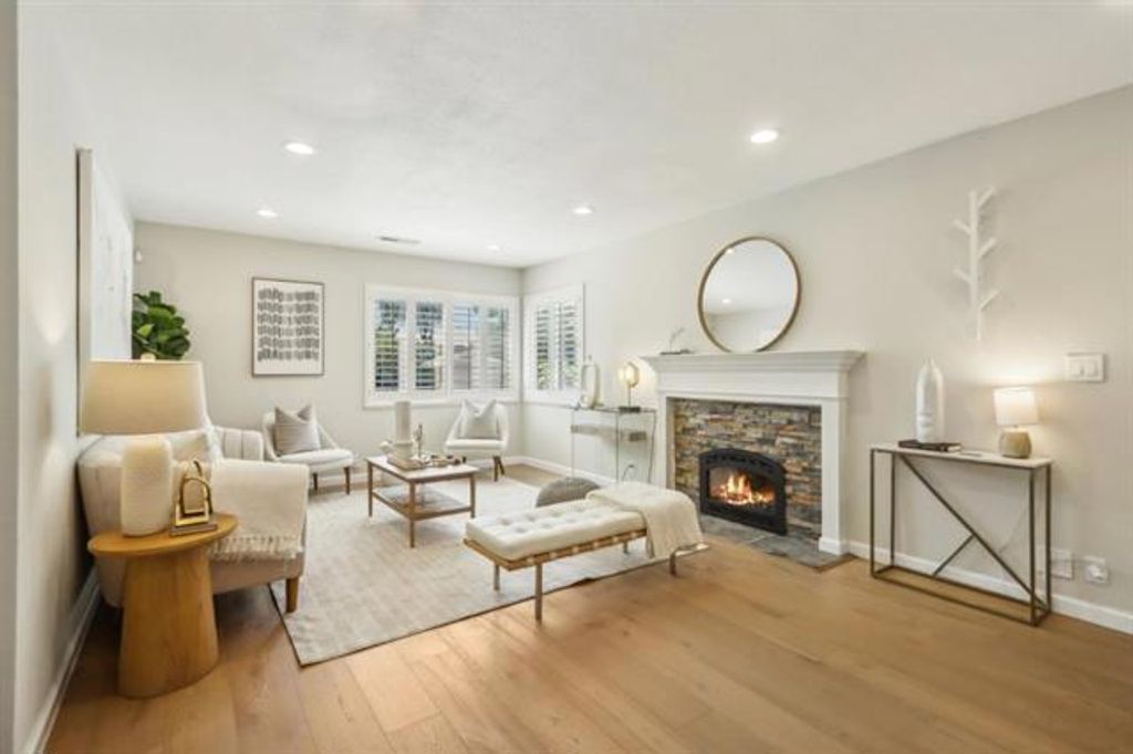 Image 2 of property listing at 2171 Monterey Avenue, Santa Clara, CA 95051
