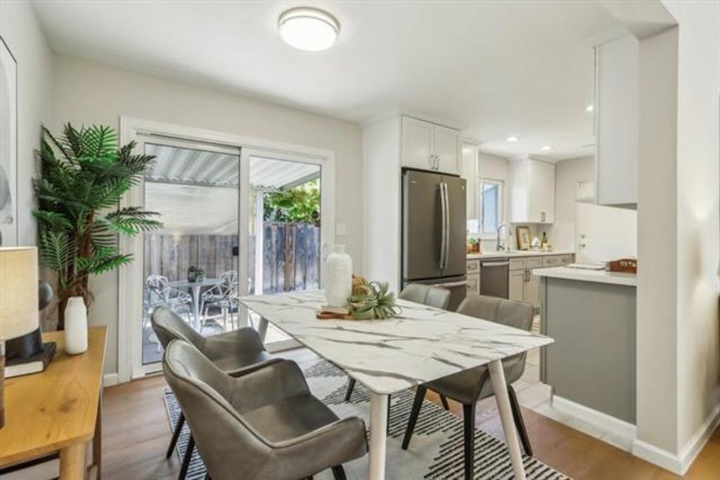 Image 4 of property listing at 2171 Monterey Avenue, Santa Clara, CA 95051