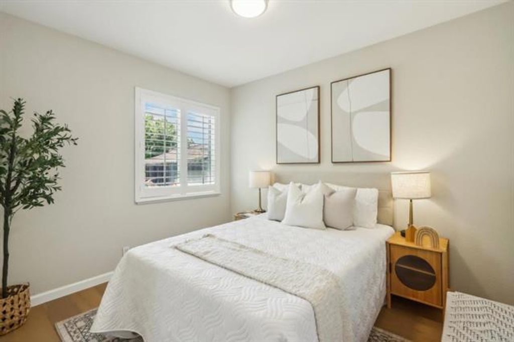 Image 9 of property listing at 2171 Monterey Avenue, Santa Clara, CA 95051