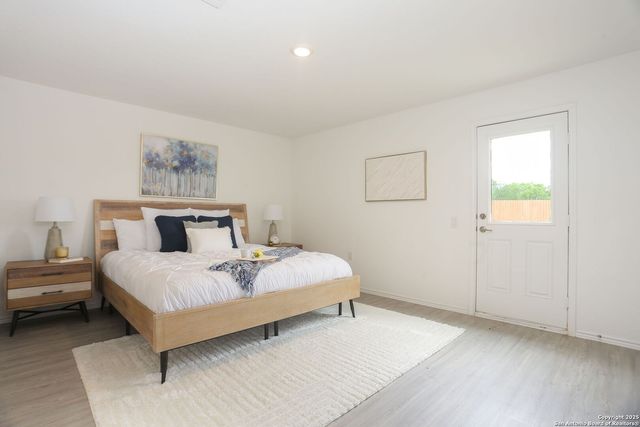 9454 Tarbutton Trail, San Antonio, TX 78211