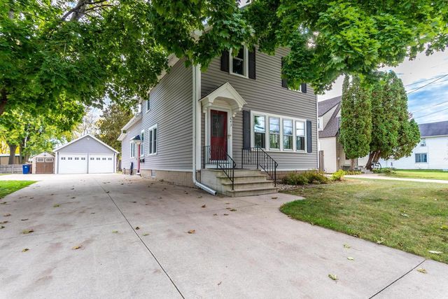 643 TAYCO STREET, Menasha, WI 54952