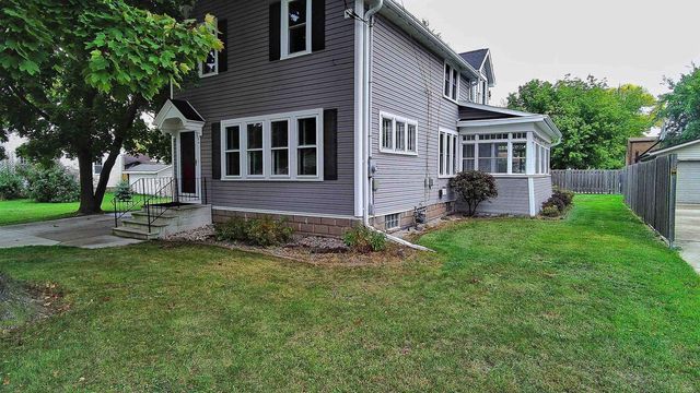 643 TAYCO STREET, Menasha, WI 54952