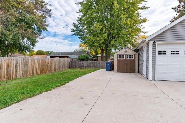 643 TAYCO STREET, Menasha, WI 54952