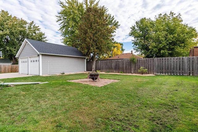 643 TAYCO STREET, Menasha, WI 54952