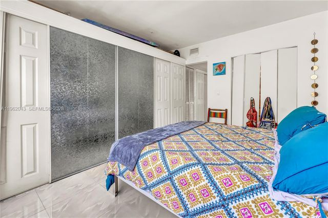 8550 Byron Ave 2H, Miami Beach, FL 33141