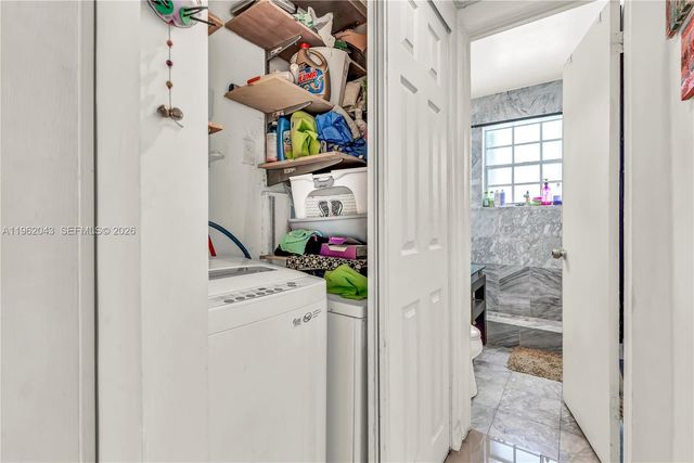 8550 Byron Ave 2H, Miami Beach, FL 33141