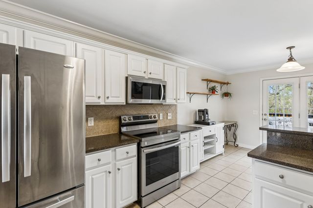 2122 Ieper Dr, Spring Hill, TN 37174
