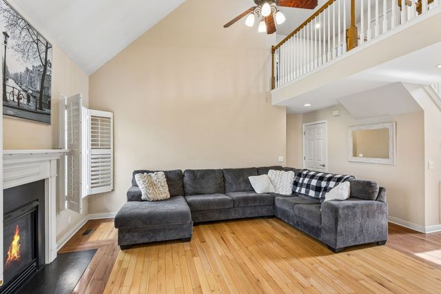 2122 Ieper Dr, Spring Hill, TN 37174