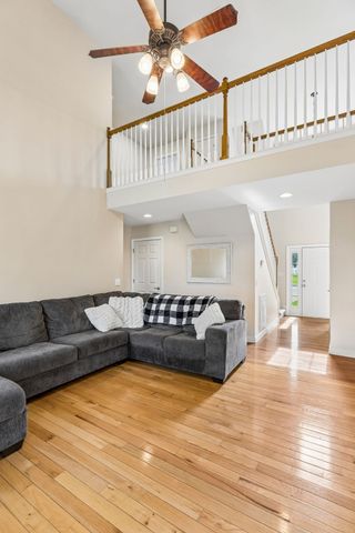 2122 Ieper Dr, Spring Hill, TN 37174